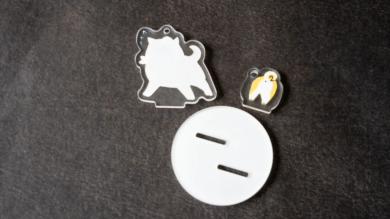 ｱｸﾘﾙｽﾀﾝﾄﾞに